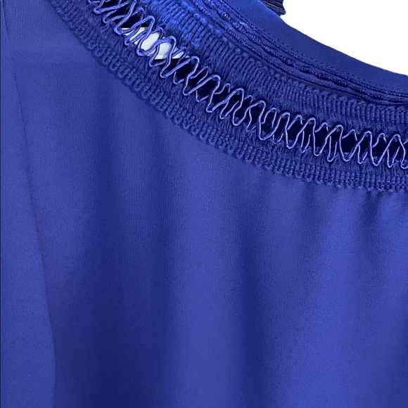 Beautiful rich purple top with embroidered detailing. - Picture 6 of 14